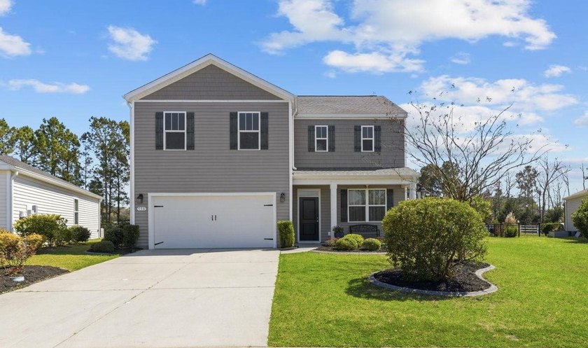 Absolutely beautiful and meticulously maintained 4 bedroom 2.5 - Beach Home for sale in Myrtle Beach, South Carolina on Beachhouse.com