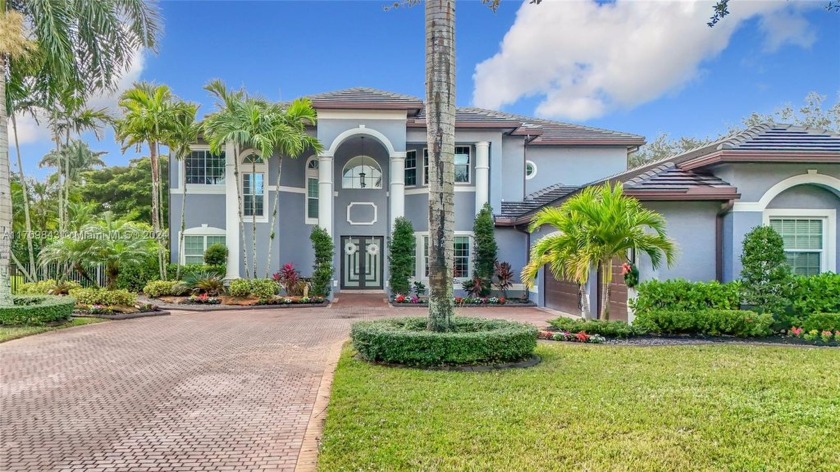 New listing! Here is your chance to live in Long Lake Ranches! - Beach Home for sale in Davie, Florida on Beachhouse.com