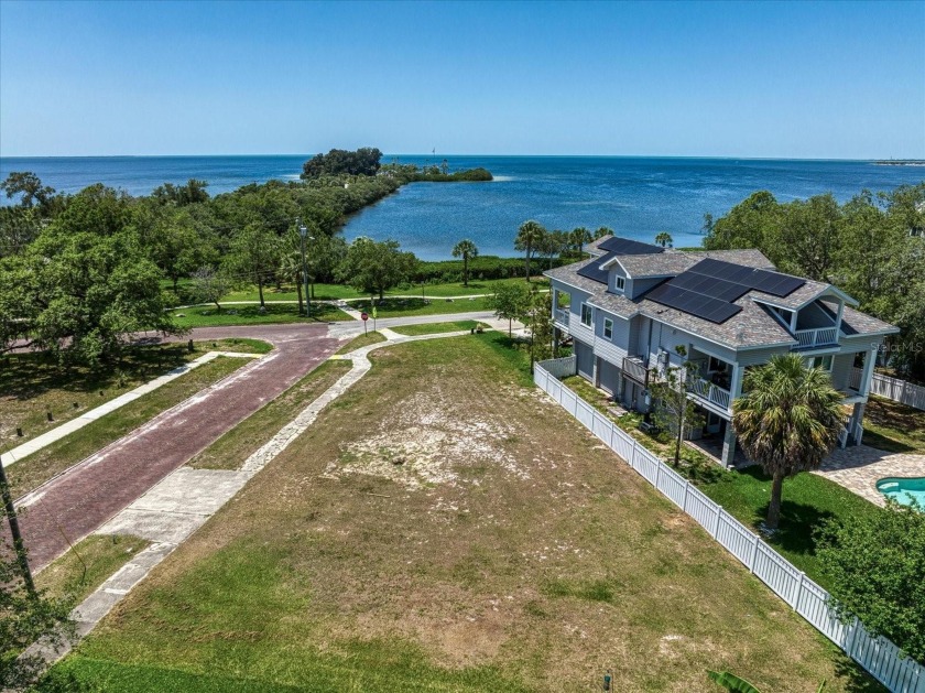 UNOBSTRUCTED GULF OF MEXICO VIEWS!!! A very rare opportunity to - Beach Lot for sale in Tarpon Springs, Florida on Beachhouse.com