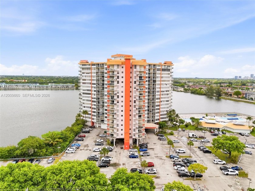 Beautifully updated 2-bedroom, 2-bathroom residence offering - Beach Condo for sale in Miami, Florida on Beachhouse.com