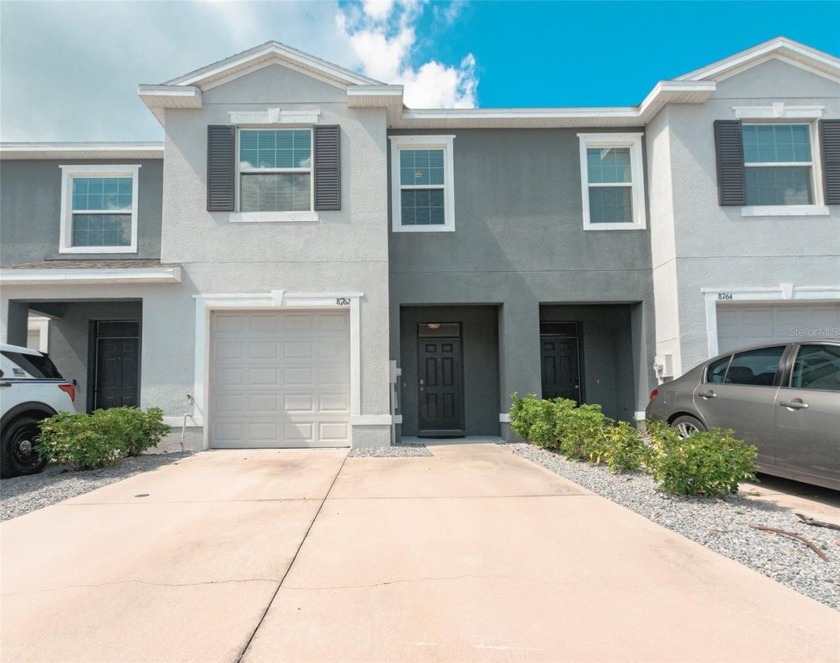 Your search is over! RECENTLY REDUCED! This 3 bedroom, 2.5 bath - Beach Townhome/Townhouse for sale in Riverview, Florida on Beachhouse.com