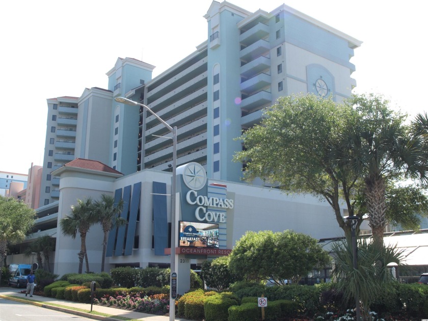 Direct oceanfront junior suite with kitchen and TWO bedroom - Beach Condo for sale in Myrtle Beach, South Carolina on Beachhouse.com