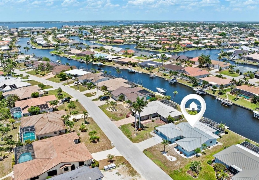 One or more photo(s) has been virtually staged. (two photos - Beach Home for sale in Punta Gorda, Florida on Beachhouse.com