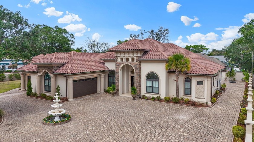 LUXURY LIVING & SHORT WALK TO THE BEACH. This 4BR and 4 full - Beach Home for sale in Myrtle Beach, South Carolina on Beachhouse.com