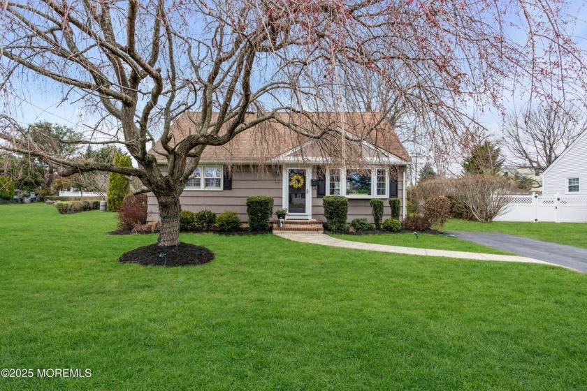 Tucked away on a peaceful cul-de-sac in the sought-after - Beach Home for sale in Manasquan, New Jersey on Beachhouse.com
