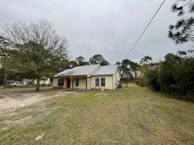 Detached single family home on a large flat lot.  The home - Beach Home for sale in Eastpoint, Florida on Beachhouse.com