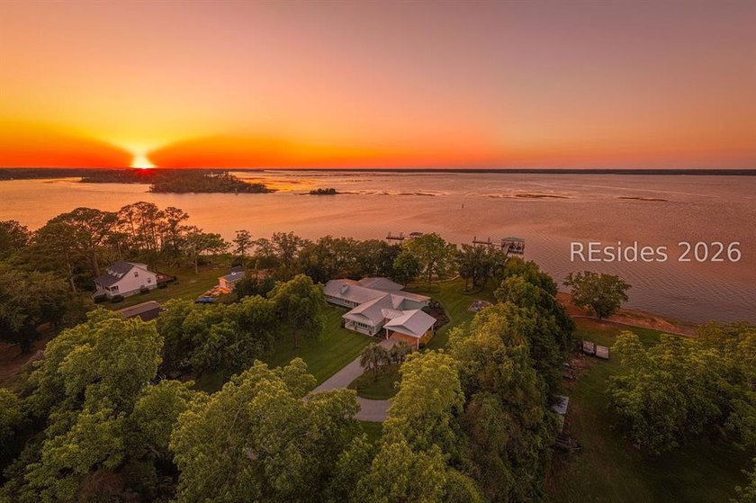 Escape the crowds and discover your own private coastal - Beach Home for sale in Beaufort, South Carolina on Beachhouse.com