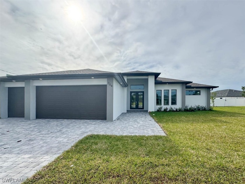 FRESHWATER CANAL, SOUTHERN EXPOSURE - NO FLOOD INSURANCE NEEDED - Beach Home for sale in Cape Coral, Florida on Beachhouse.com