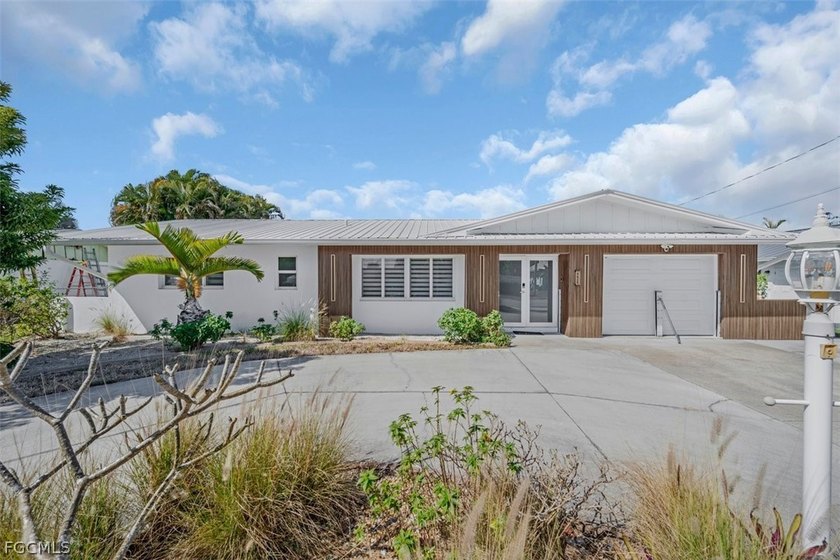 Experience the best of Southwest Florida living in this - Beach Home for sale in North Fort Myers, Florida on Beachhouse.com