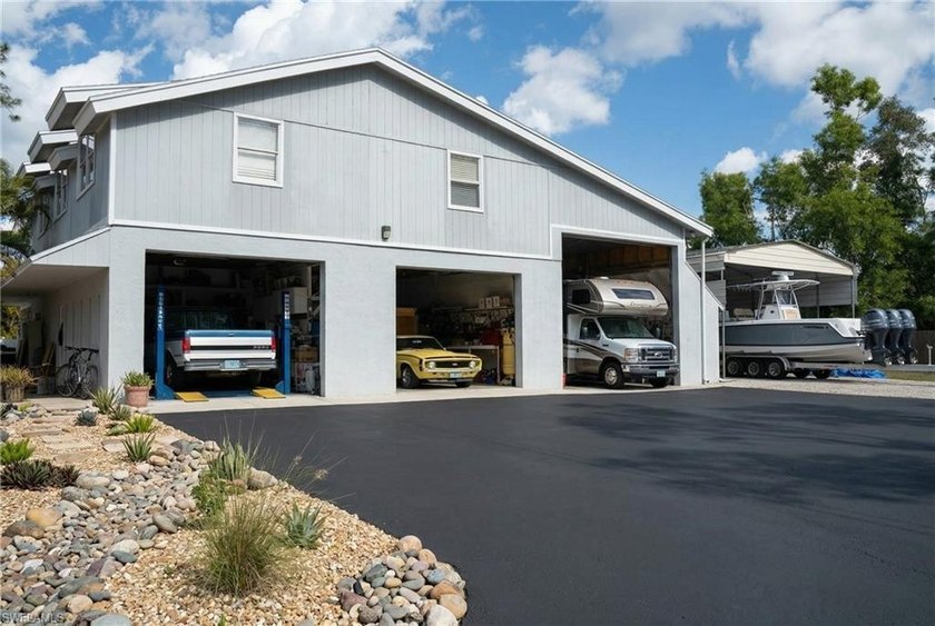 The ULTIMATE live/work property in San Carlos Estates starts - Beach Home for sale in Bonita Springs, Florida on Beachhouse.com