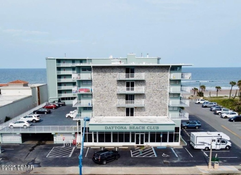 MAJOR PRICE CHANHE for YOU!! This beautifully updated unit - Beach Condo for sale in Daytona Beach, Florida on Beachhouse.com