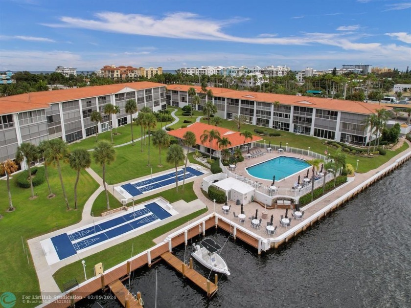 Motivated seller has reduced the price! Location is everything - Beach Condo for sale in Deerfield Beach, Florida on Beachhouse.com