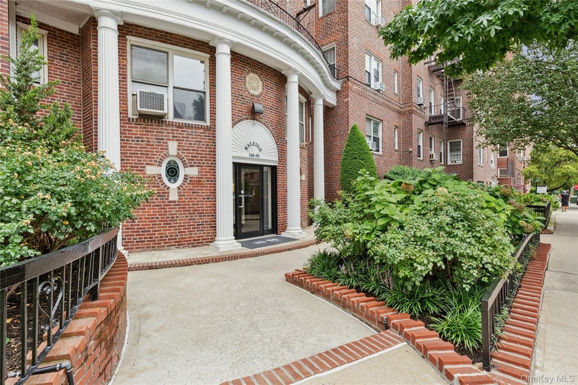 Prewar gem in the heart of Forest Hills. One of a kind Studio - Beach Lot for sale in Forest Hills, New York on Beachhouse.com