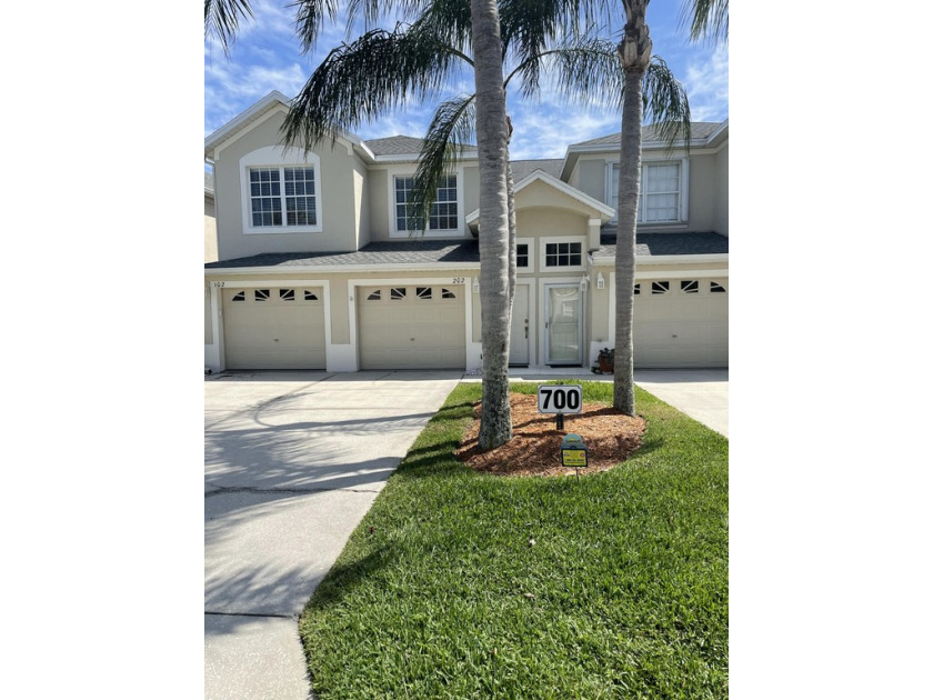 Very spacious 2nd floor Townhouse. 2 Large bedrooms PLUS large - Beach Townhome/Townhouse for sale in Melbourne, Florida on Beachhouse.com