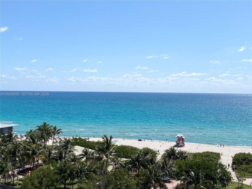 ABSOLUTELY GORGEOUS, REMODELED AND FULLY FURNISHED 2 BEDROOM, 2 - Beach Condo for sale in Miami Beach, Florida on Beachhouse.com