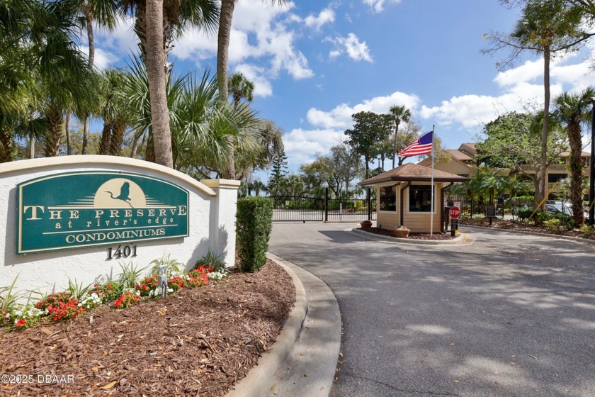 Charming Efficiency in a Gated Community This beautifully - Beach Condo for sale in Daytona Beach, Florida on Beachhouse.com