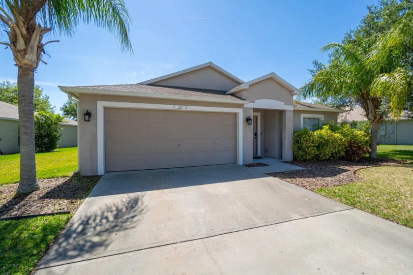 AMAZING DEAL IN VIERA!!!  This charming 4-bedroom, 2-bathroom - Beach Home for sale in Rockledge, Florida on Beachhouse.com