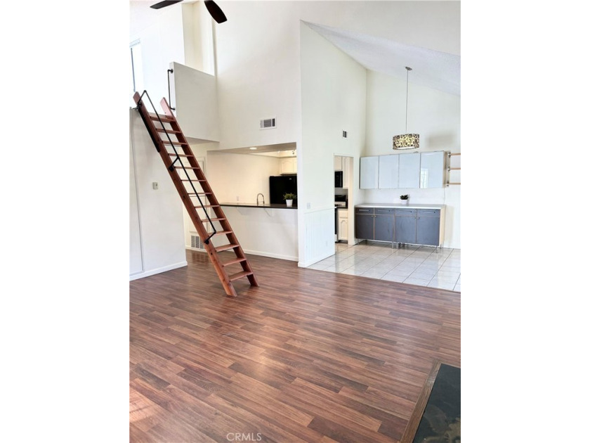 Experience the pinnacle of luxurious living in this exceptional - Beach Condo for sale in Long Beach, California on Beachhouse.com