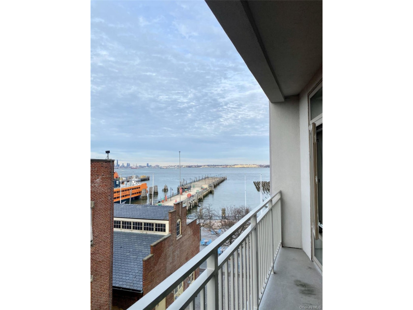 Offered for sale with tenant in place. Call for rental - Beach Condo for sale in Staten Island, New York on Beachhouse.com