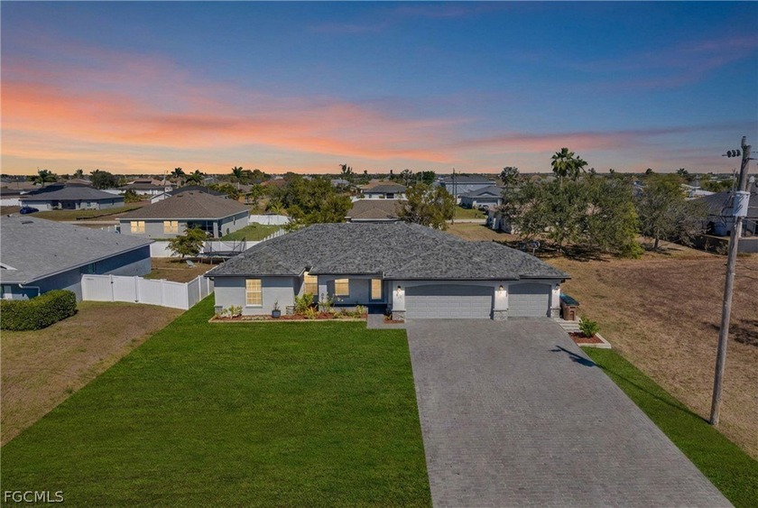 You found your home in the Cape, no damage from Milton, Helene - Beach Home for sale in Cape Coral, Florida on Beachhouse.com