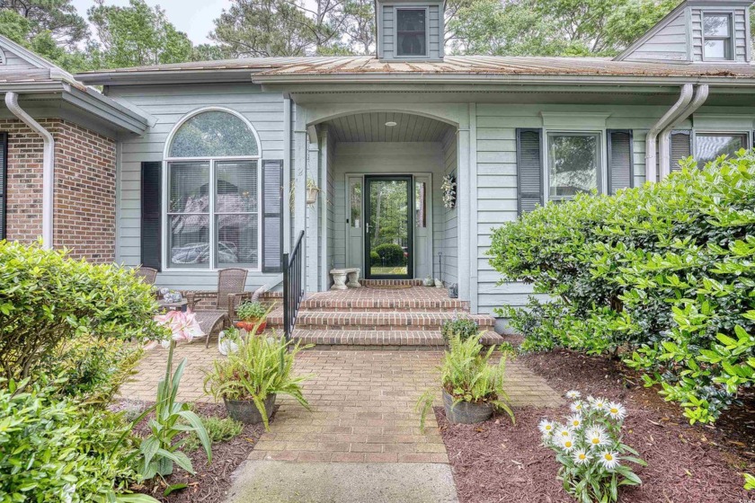 Offering a magnificent 2-bedroom, 3-bathroom condo boasting - Beach Condo for sale in Pawleys Island, South Carolina on Beachhouse.com