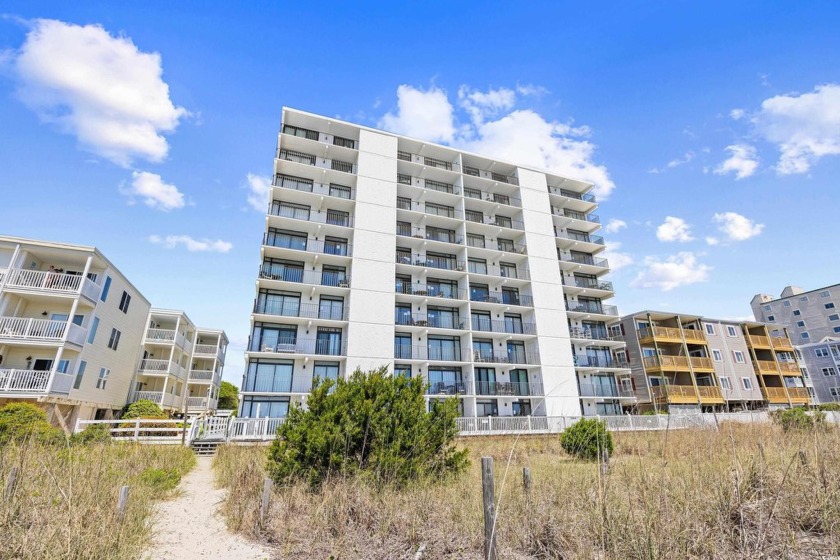 LOVELY 3 BEDROOM 2 BATH DIRECT OCEANFRONT NORTH CORNER UNIT ON - Beach Condo for sale in North Myrtle Beach, South Carolina on Beachhouse.com