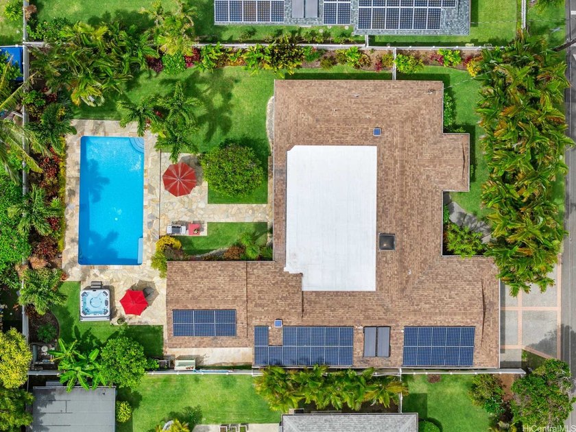 Escape to the tranquility of your private sanctuary - Beach Home for sale in Kailua, Hawaii on Beachhouse.com