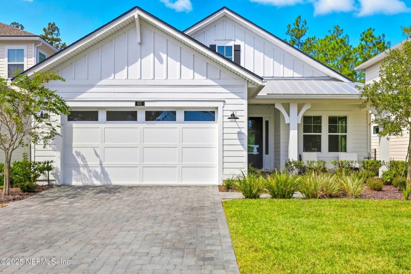 This meticulously maintained Riverside Homes Pool home sits on a - Beach Home for sale in Ponte Vedra, Florida on Beachhouse.com