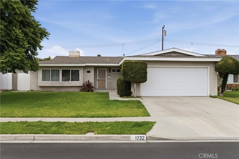 Welcome to 1732 Missouri Street, a beautifully situated - Beach Home for sale in Costa Mesa, California on Beachhouse.com
