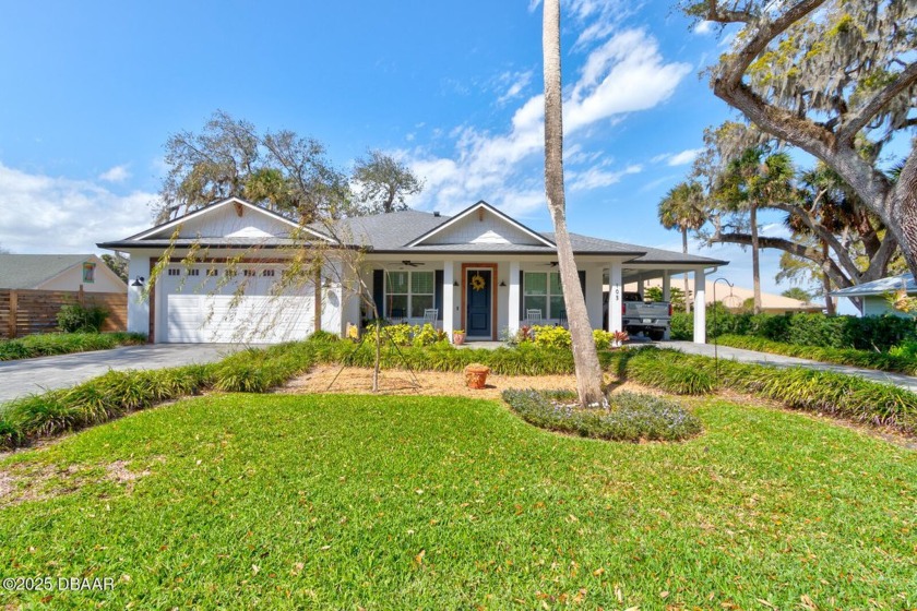 Rare Find! 2018 Custom Craftsman Retreat in New Smyrna Beach - - Beach Home for sale in New Smyrna Beach, Florida on Beachhouse.com