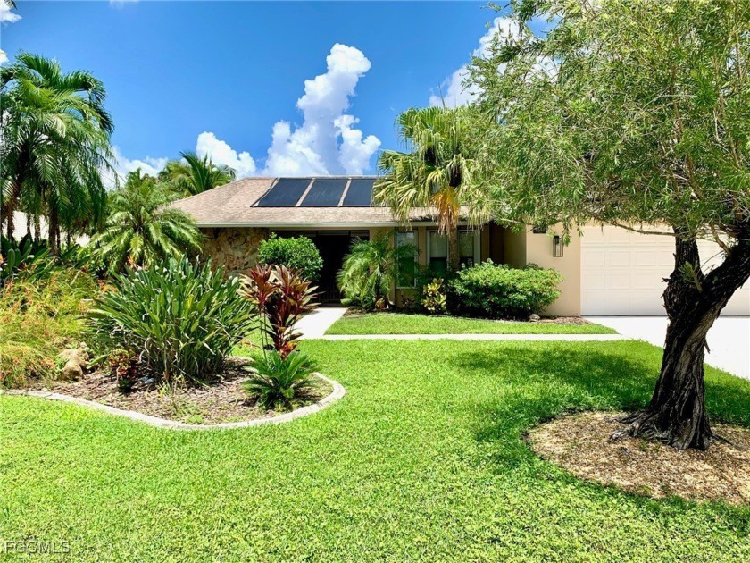Experience the best of Whiskey Creek living in this spacious - Beach Home for sale in Fort Myers, Florida on Beachhouse.com