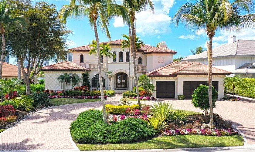 Panoramic bay views define this luxury Park Shore Estate. This - Beach Home for sale in Naples, Florida on Beachhouse.com