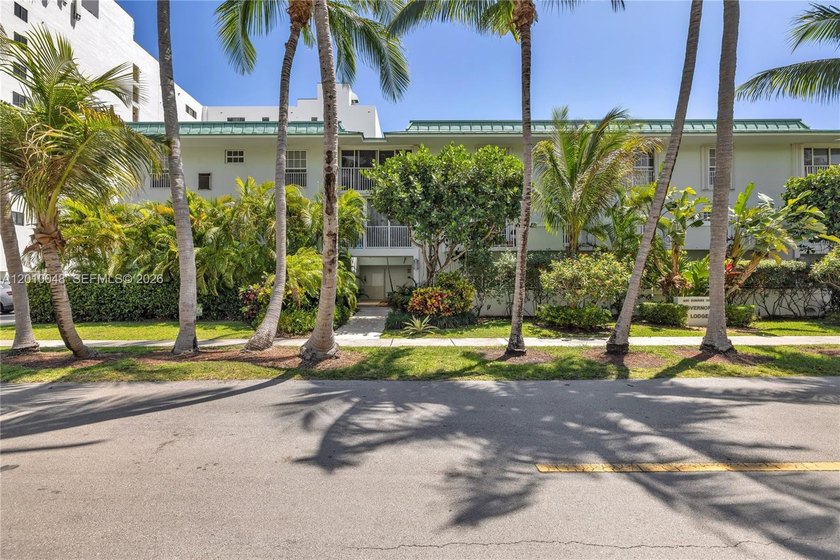 The Best Value in Key Biscayne--your island paradise awaits - Beach Condo for sale in Key Biscayne, Florida on Beachhouse.com
