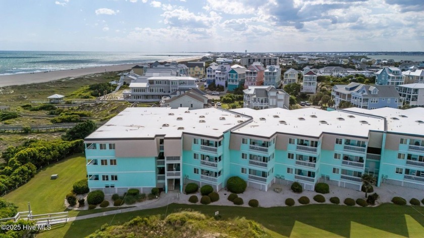 Beautifully furnished and meticulously maintained, this - Beach Condo for sale in Atlantic Beach, North Carolina on Beachhouse.com