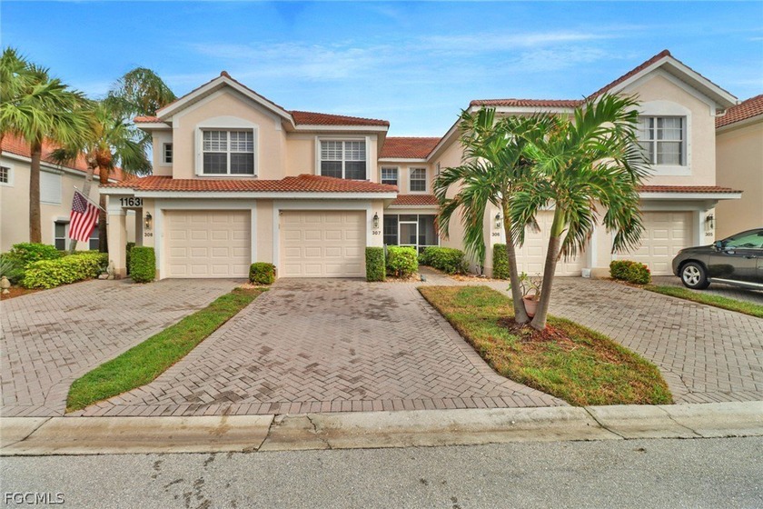 Immaculate TURNKEY furnished 2BR + Den, 2BA first-floor END UNIT - Beach Condo for sale in Fort Myers, Florida on Beachhouse.com