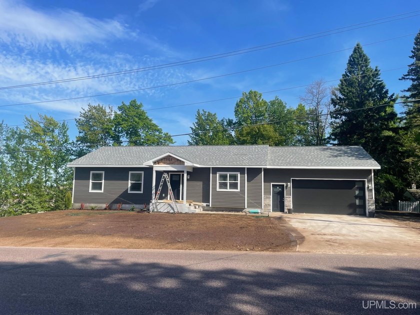 brand new construction! tired of looking at new homes in - Beach Home for sale in Marquette, Michigan on Beachhouse.com