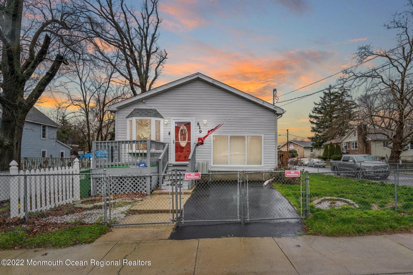 Welcome home to this beautifully maintained 3 BR, 1 BA ranch on - Beach Home for sale in Neptune, New Jersey on Beachhouse.com