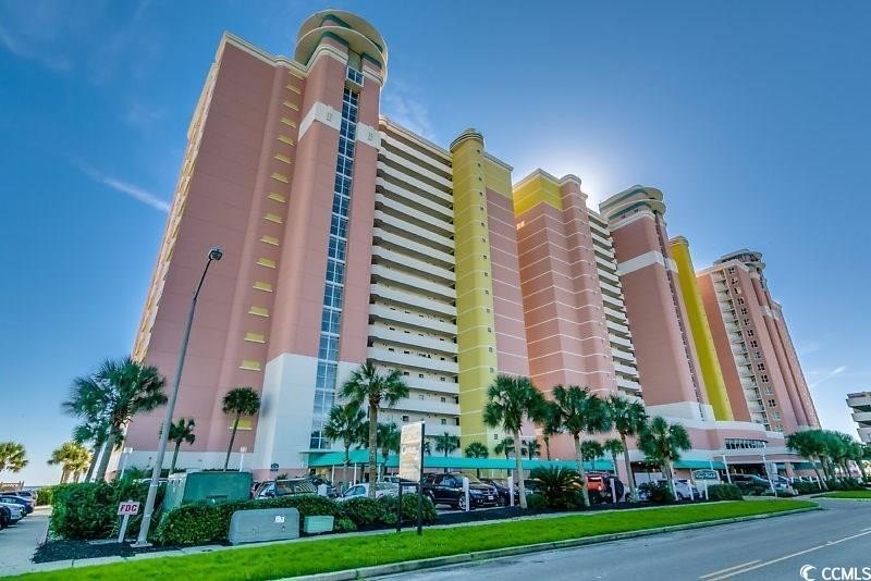 Direct oceanfront three-bedroom, three bathroom penthouse - Beach Condo for sale in North Myrtle Beach, South Carolina on Beachhouse.com