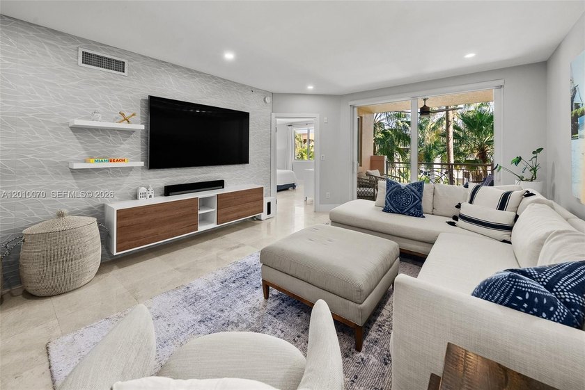 Beautifully updated 2BD/2BA residence in The Courts, located in - Beach Condo for sale in Miami Beach, Florida on Beachhouse.com