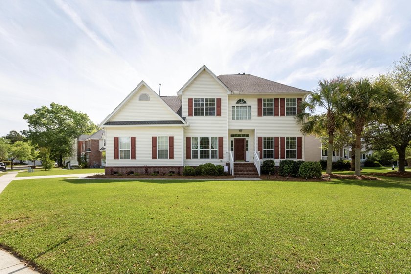 This beautiful Mount Pleasant home offers 5 bedrooms and sits on - Beach Home for sale in Mount Pleasant, South Carolina on Beachhouse.com