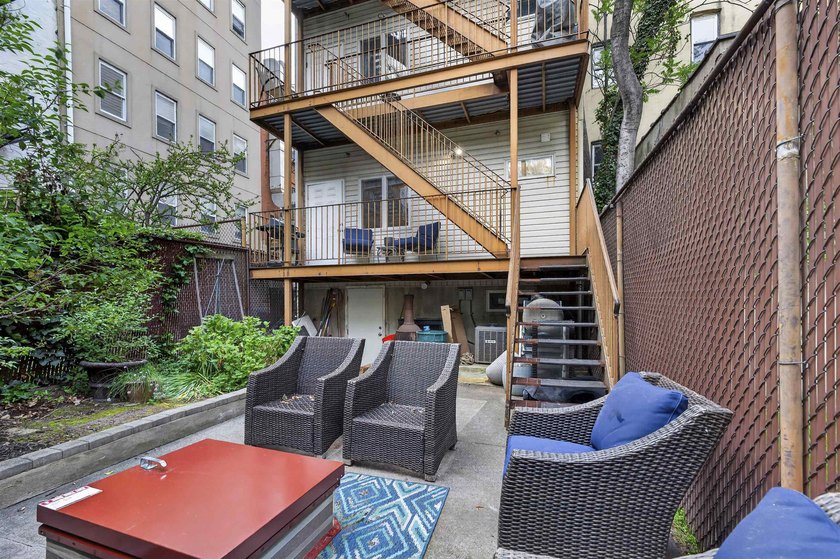 Welcome to this beautiful one bedroom plus den, two-bathroom - Beach Condo for sale in Hoboken, New Jersey on Beachhouse.com
