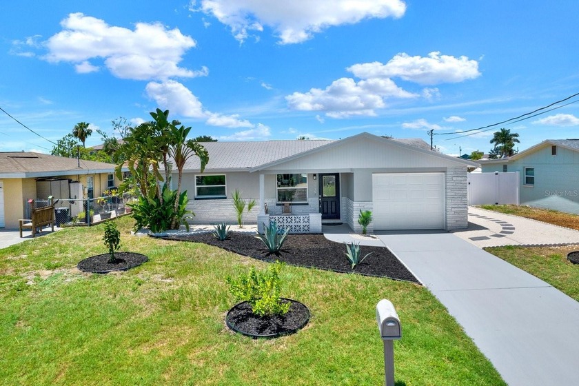 Incredibly beautiful house with 2 rooms and 2 bathrooms, 1 car - Beach Home for sale in Hudson, Florida on Beachhouse.com