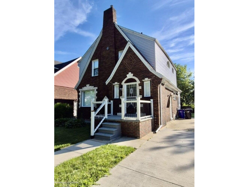 Historic Jefferson Chalmers! The pride of the Jefferson Chalmers - Beach Home for sale in Detroit, Michigan on Beachhouse.com