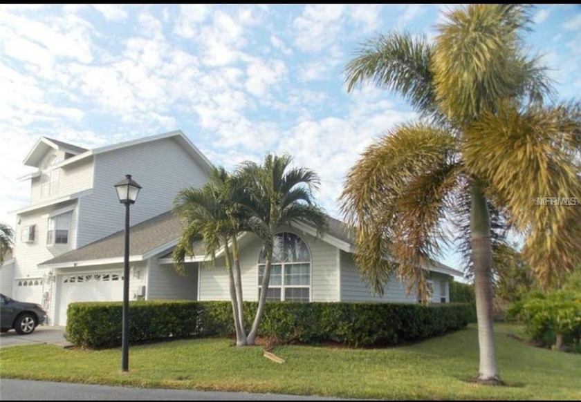 Under contract-accepting backup offers. Welcome to Caribbean - Beach Home for sale in Largo, Florida on Beachhouse.com