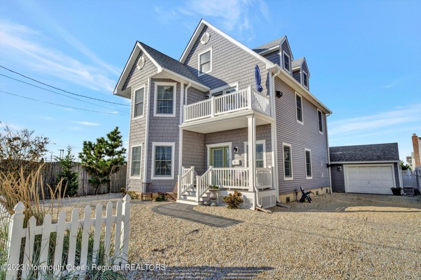 BE IN FOR SUMMER 2024! Also rented for $4500/week! The perfect - Beach Home for sale in Seaside Park, New Jersey on Beachhouse.com