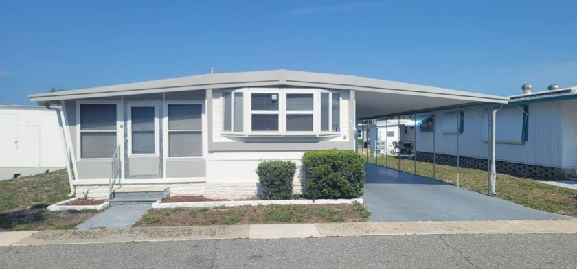 2550 State Road 580 - Lot 454  Regency Heights 55+ Mobile Home - Beach Home for sale in Clearwater, Florida on Beachhouse.com