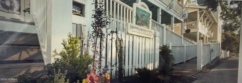 TThis enchanting 3-room suite is your perfect gateway to Bald - Beach Home for sale in Bald Head Island, North Carolina on Beachhouse.com