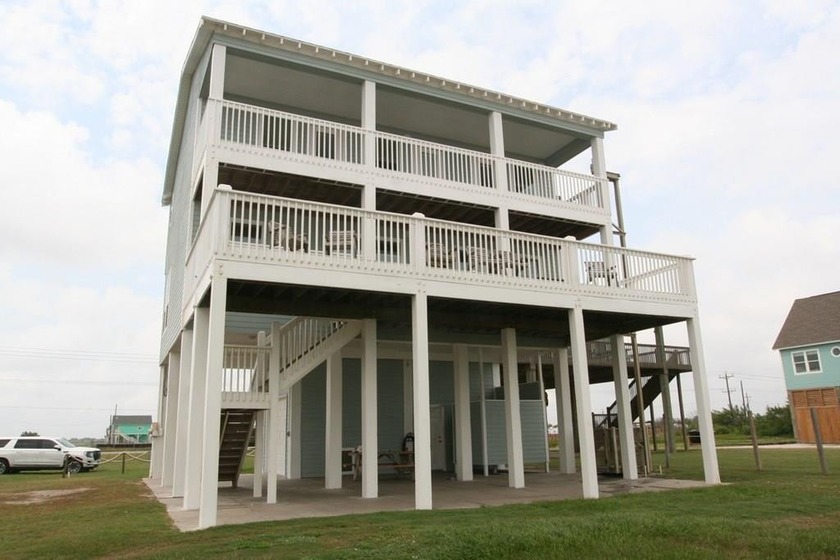 BEAUTIFUL beachfront 2 story on corner lot in Gilchrist, 4/3/1 - Beach Home for sale in Gilchrist, Texas on Beachhouse.com