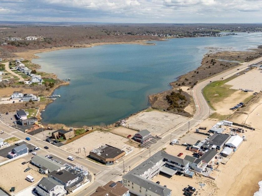 RARE COASTAL CANVAS READY FOR ITS NEXT CHAPTER At the crossroads - Beach Commercial for sale in Westerly, Rhode Island on Beachhouse.com