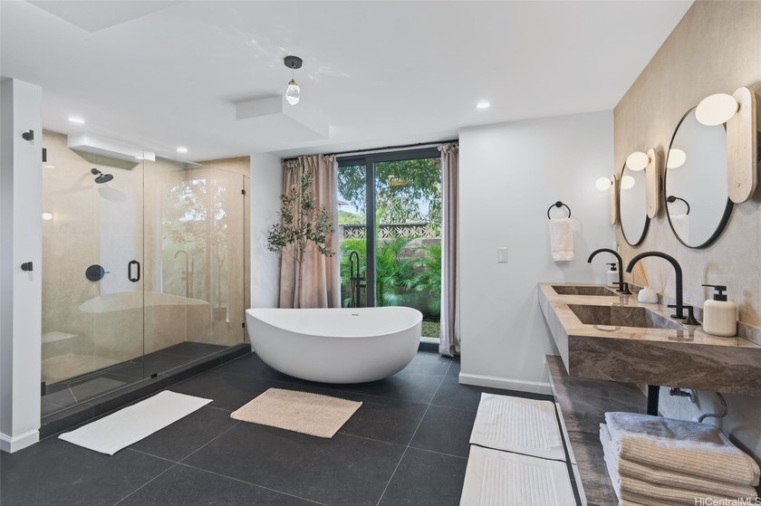 The most extraordinary remodel transformation you'll ever see! - Beach Home for sale in Kailua, Hawaii on Beachhouse.com